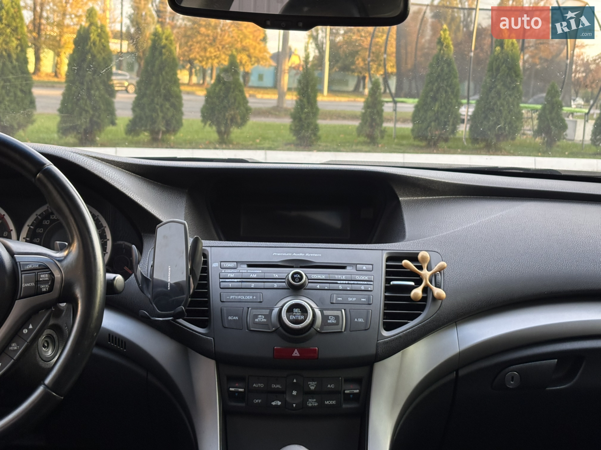 2010 Honda Accord - мініатюра 26