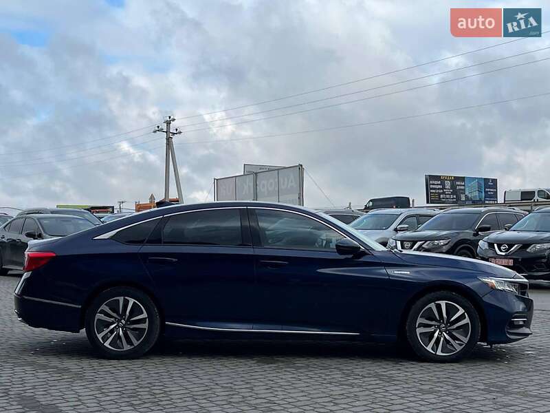 Седан Honda Accord 2019 в Львове