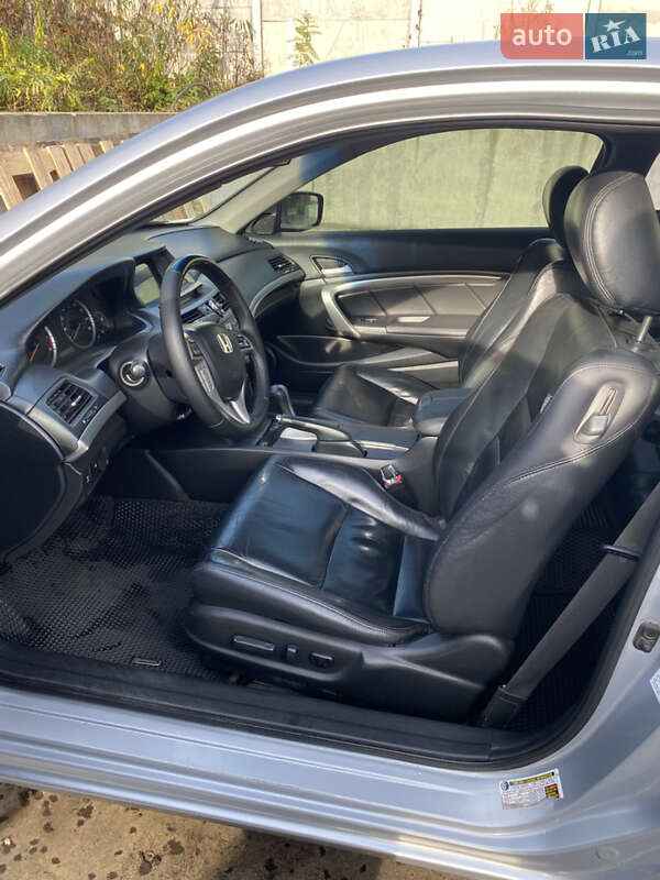 Купе Honda Accord 2008 в Києві фото 15 Купе Honda Accord 2008 в Києві