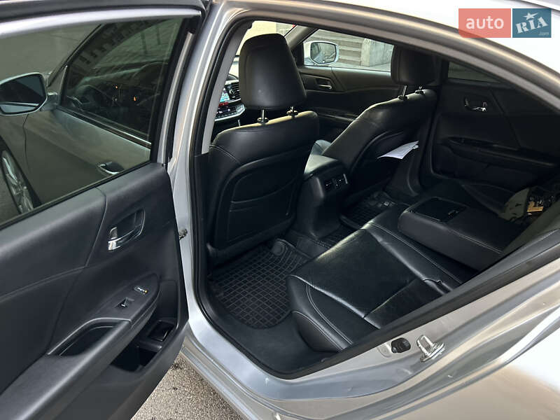 Седан Honda Accord 2013 в Киеве фото 22 Седан Honda Accord 2013 в Киеве