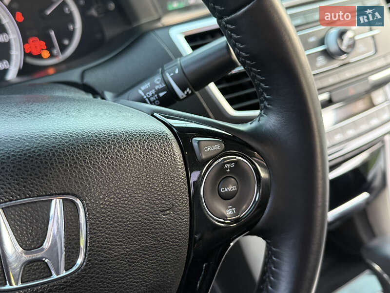 Седан Honda Accord 2015 в Ровно фото 32 Седан Honda Accord 2015 в Ровно