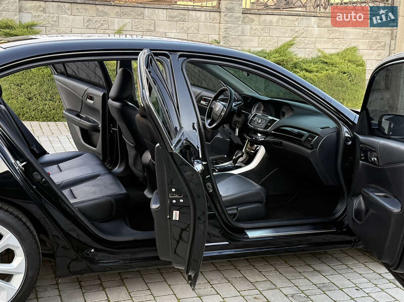 Седан Honda Accord 2015 в Ровно фото 50 Седан Honda Accord 2015 в Ровно