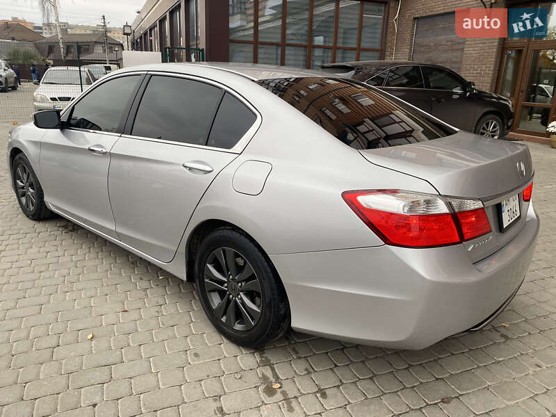 Седан Honda Accord 2014 в Житомире фото 5 Седан Honda Accord 2014 в Житомире