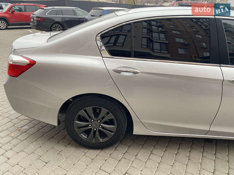 Седан Honda Accord 2014 в Житомире фото 14 Седан Honda Accord 2014 в Житомире