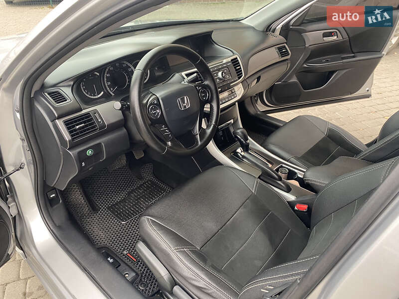Седан Honda Accord 2014 в Житомире фото 18 Седан Honda Accord 2014 в Житомире
