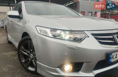 Седан Honda Accord 2012 в Киеве