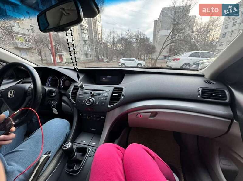 Седан Honda Accord 2009 в Житомирі