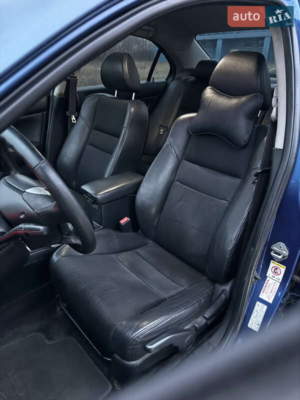 Седан Honda Accord 2003 в Киеве фото 18 Седан Honda Accord 2003 в Киеве