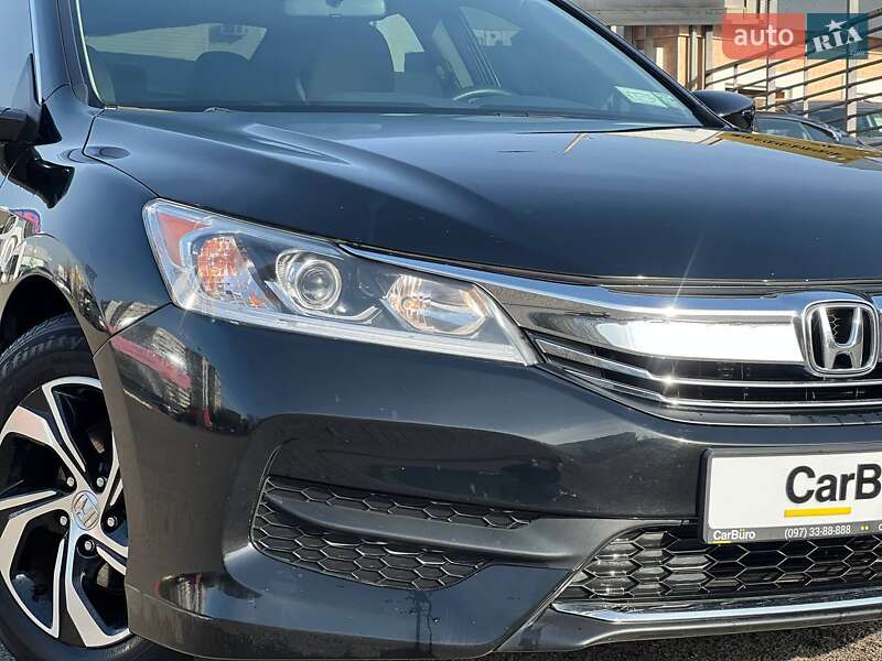Седан Honda Accord 2016 в Одессе
