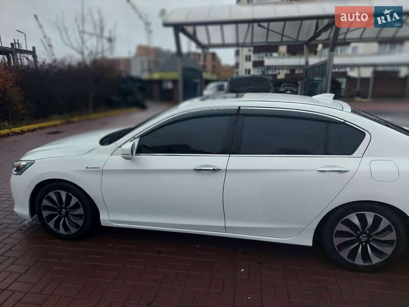 Седан Honda Accord 2014 в Дніпрі