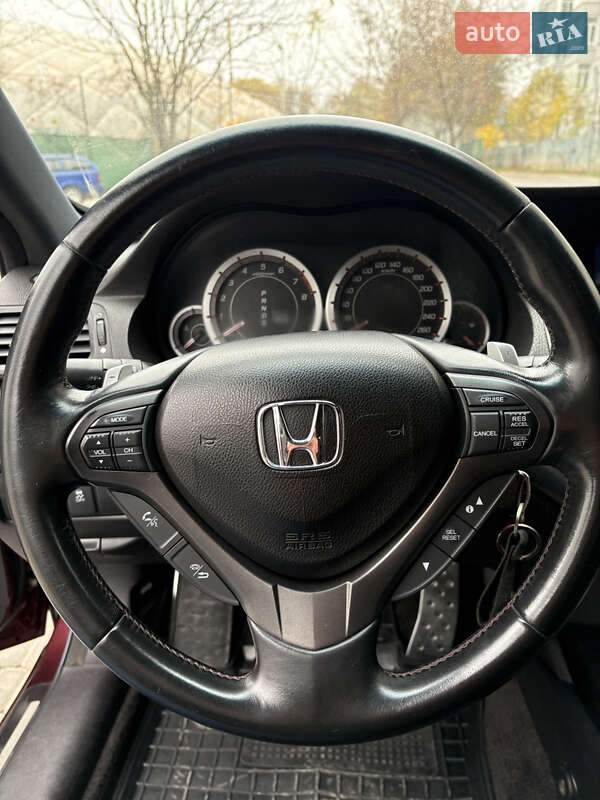 Седан Honda Accord 2012 в Одессе
