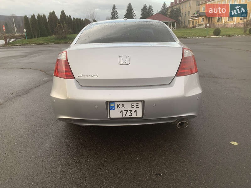 Купе Honda Accord 2008 в Киеве
