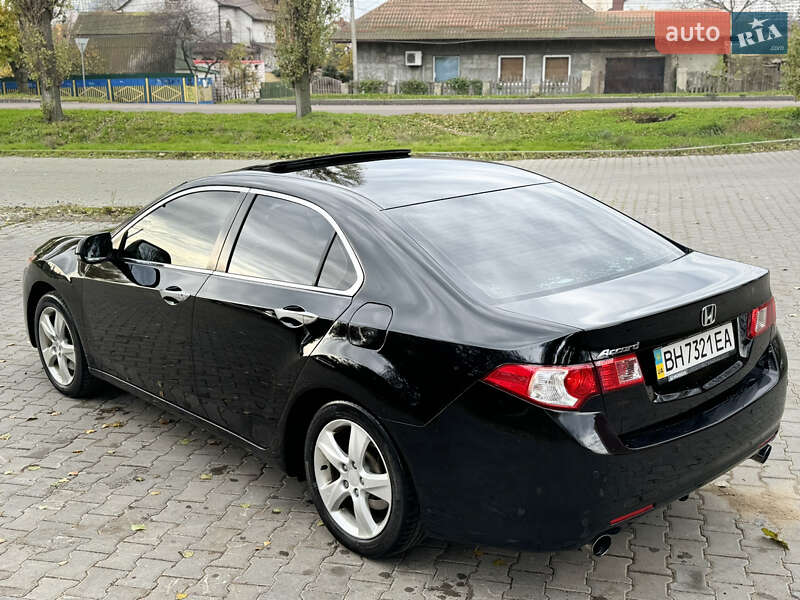 Седан Honda Accord 2008 в Черноморске
