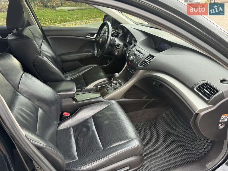 Седан Honda Accord 2008 в Черноморске