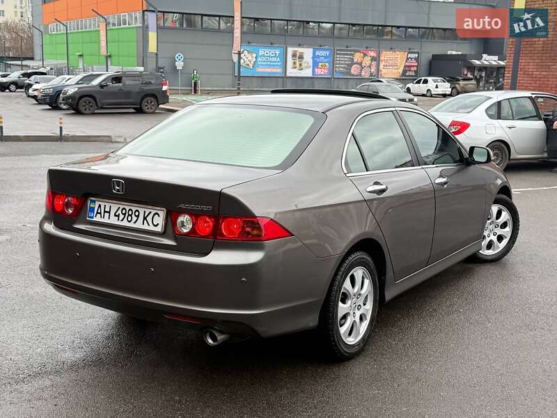 Седан Honda Accord 2006 в Харькове