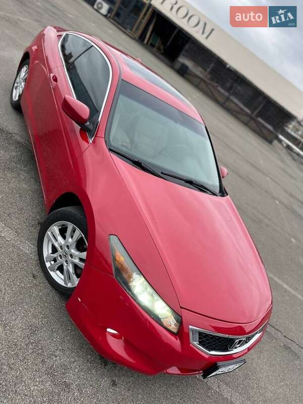 Купе Honda Accord 2008 в Киеве