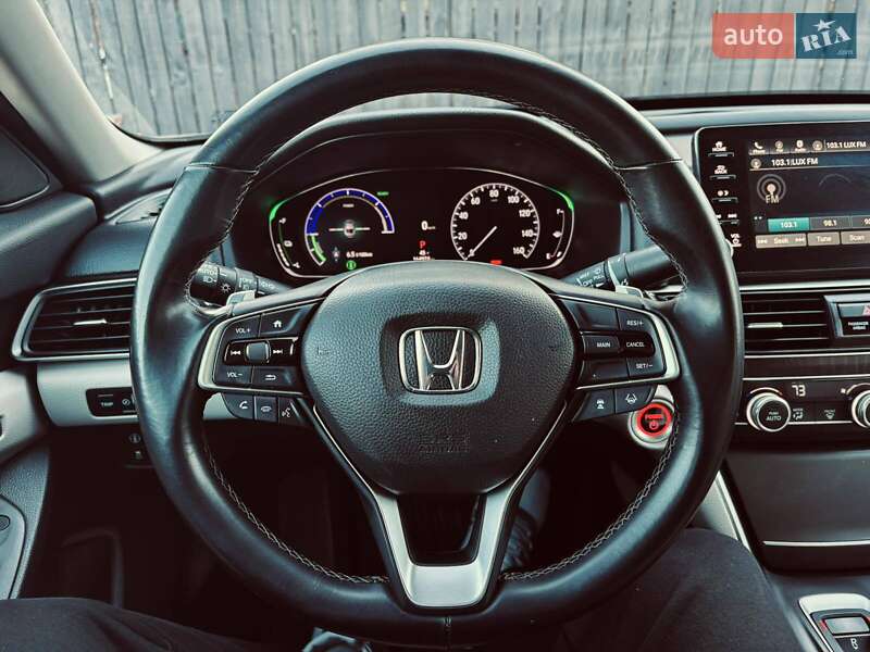 Седан Honda Accord 2018 в Киеве фото 14 Седан Honda Accord 2018 в Киеве