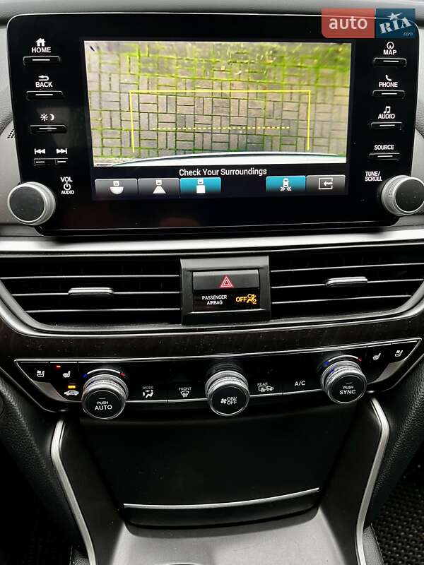 Седан Honda Accord 2019 в Киеве