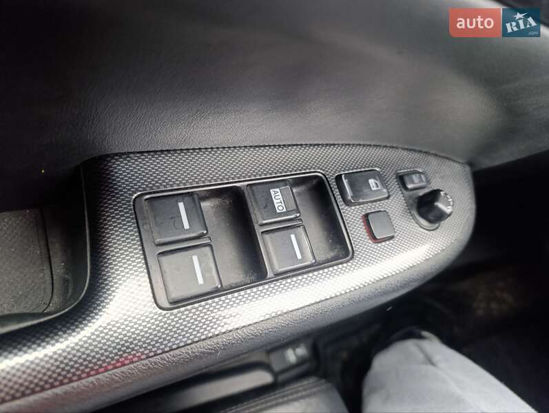 Седан Honda Accord 2005 в Киеве фото 10 Седан Honda Accord 2005 в Киеве