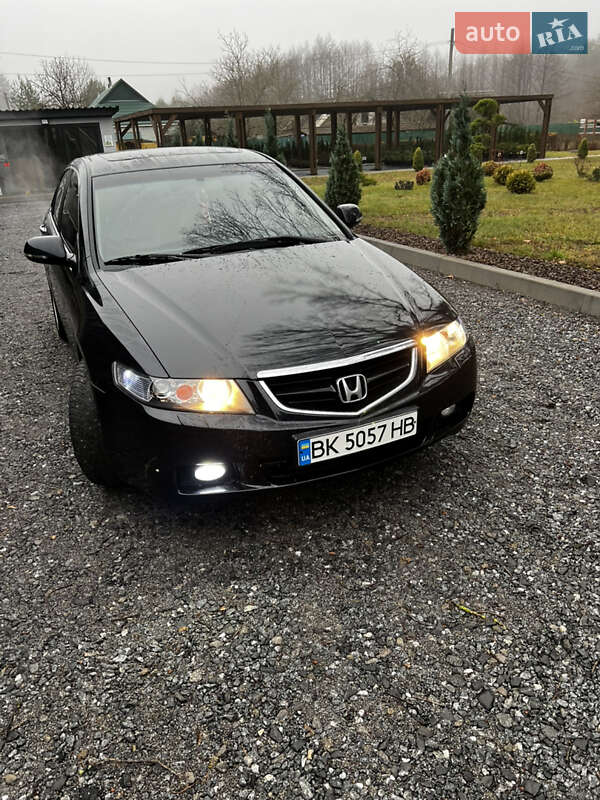 Седан Honda Accord 2003 в Славуте