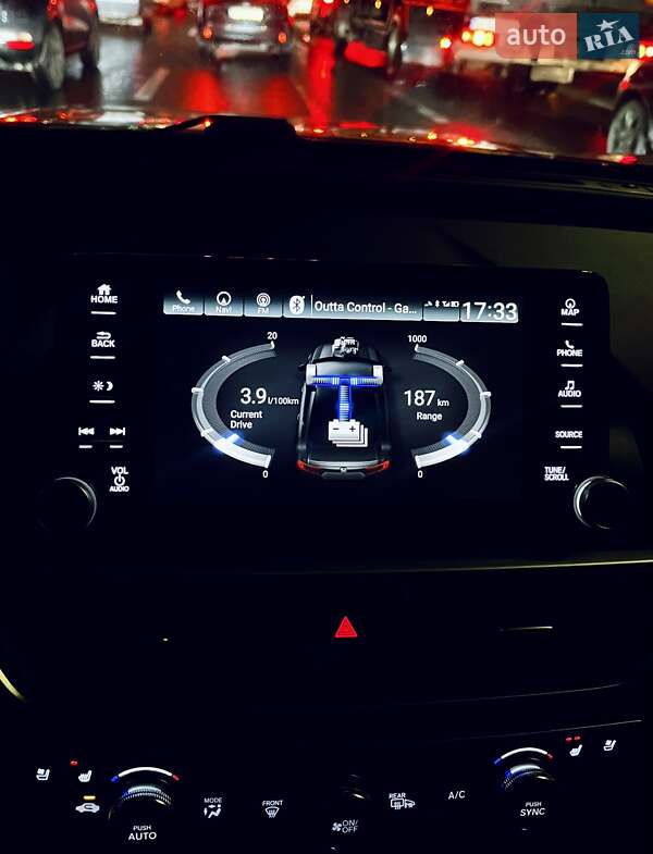 Седан Honda Accord 2019 в Киеве