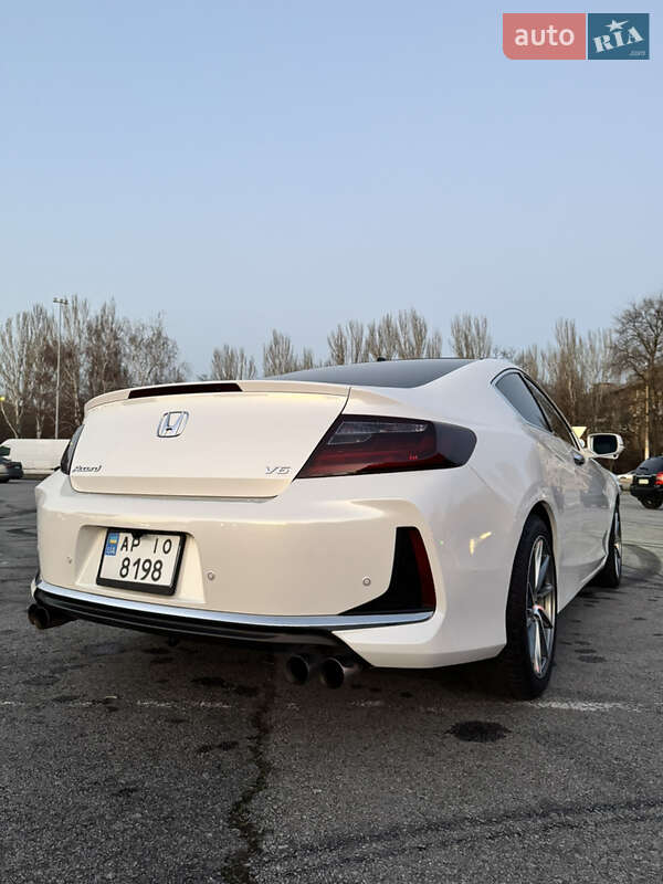 Купе Honda Accord 2015 в Запорожье