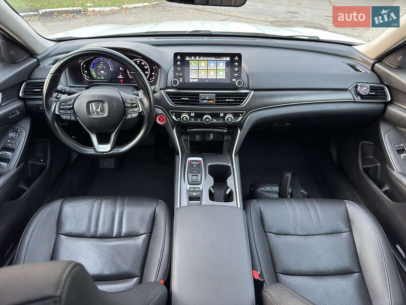 Седан Honda Accord 2020 в Днепре