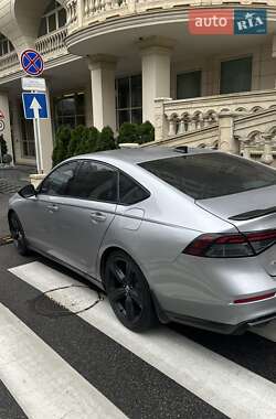 Седан Honda Accord 2023 в Киеве