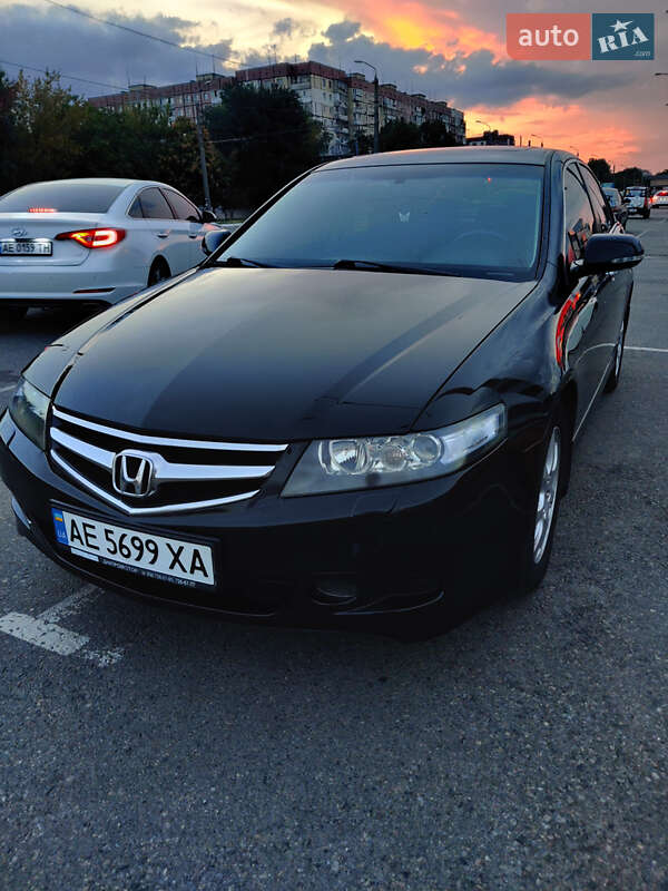 Седан Honda Accord 2006 в Днепре