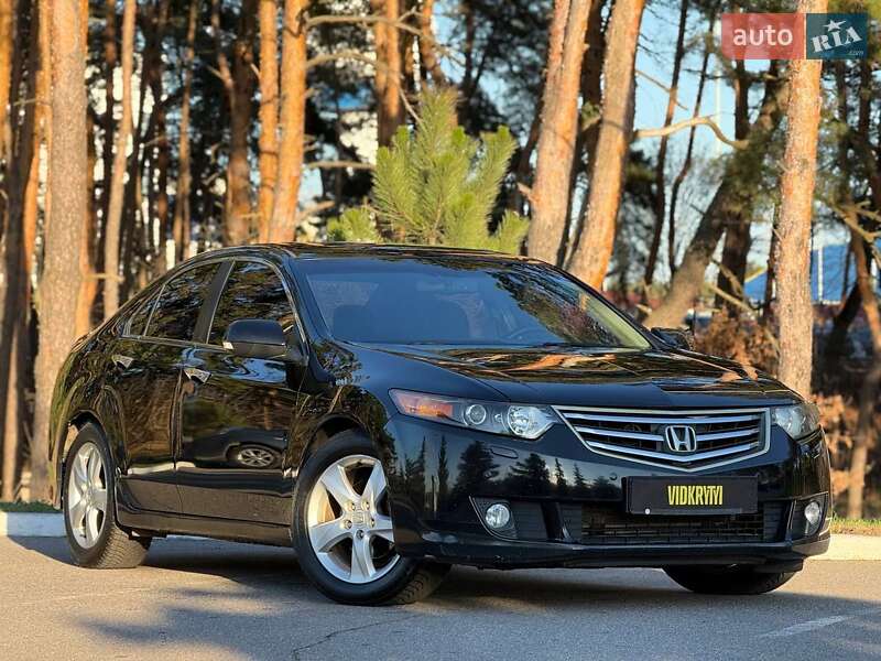 Седан Honda Accord 2008 в Киеве