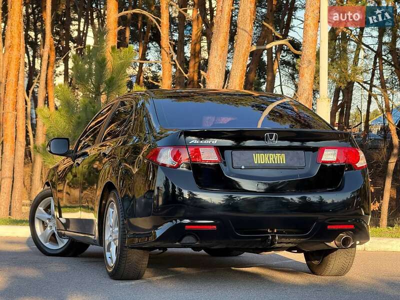 Седан Honda Accord 2008 в Киеве