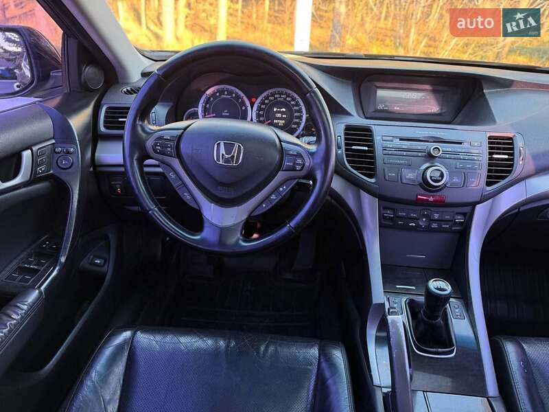 Седан Honda Accord 2008 в Киеве