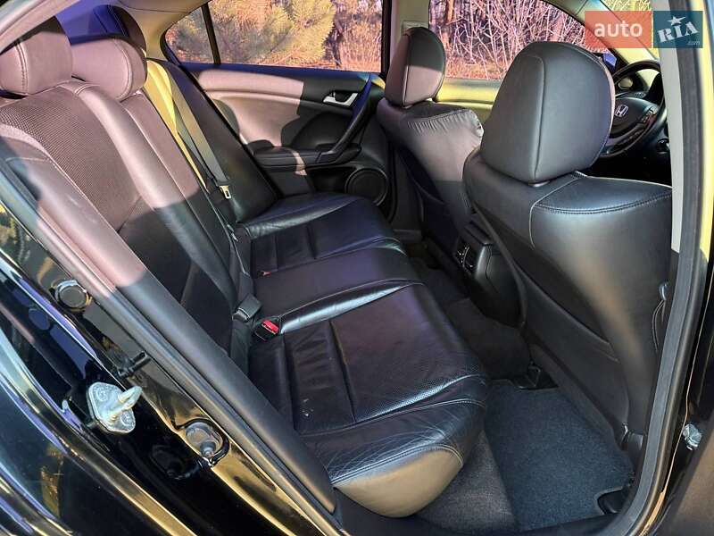 Седан Honda Accord 2008 в Киеве