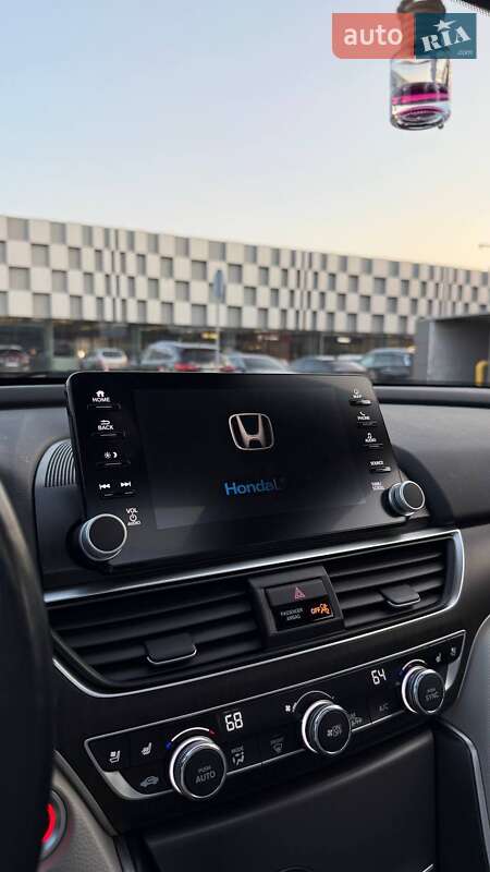 Седан Honda Accord 2018 в Одессе