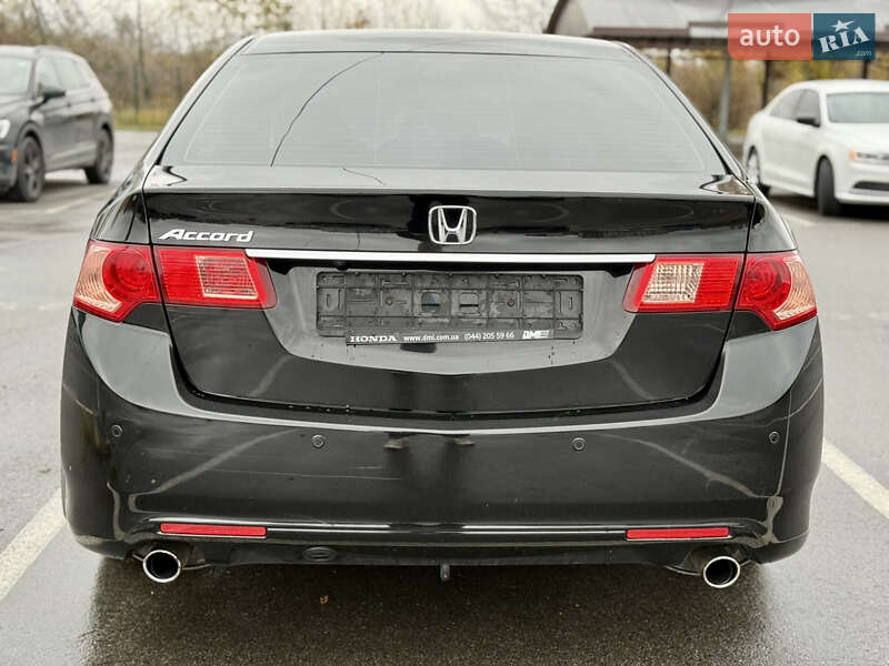 Седан Honda Accord 2011 в Киеве