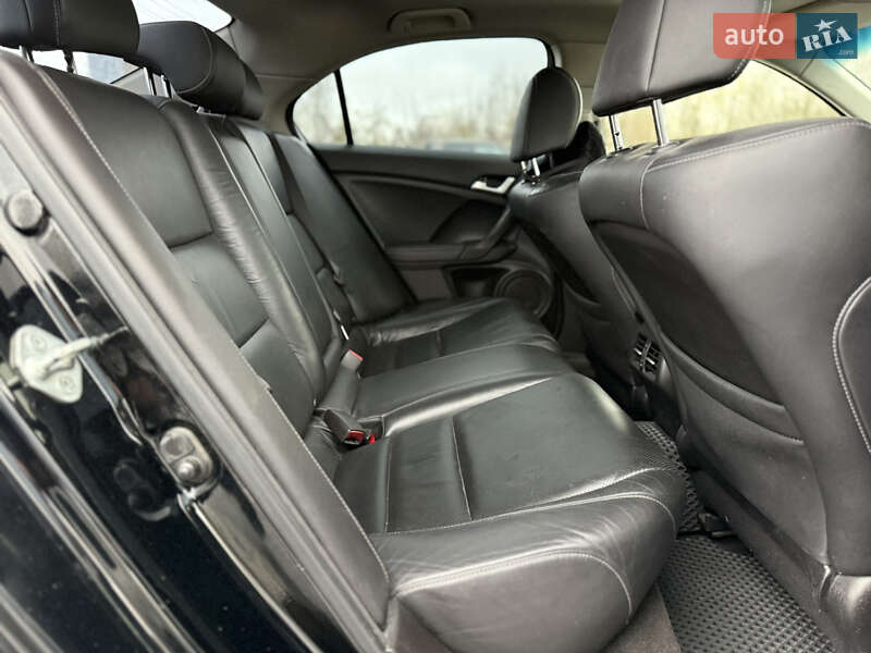 Седан Honda Accord 2011 в Киеве