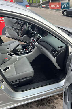 Седан Honda Accord 2014 в Рівному