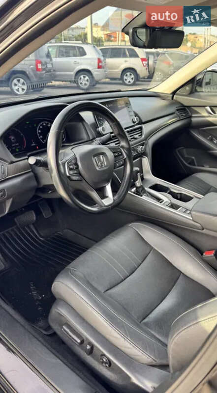 Седан Honda Accord 2019 в Кропивницком