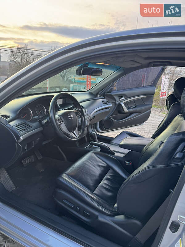 Купе Honda Accord 2008 в Чернівцях фото 17 Купе Honda Accord 2008 в Чернівцях