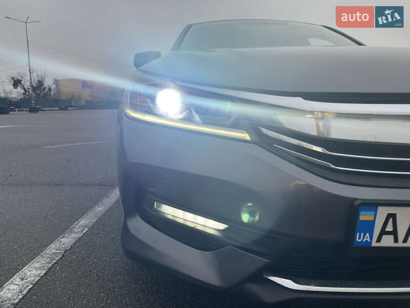 Седан Honda Accord 2017 в Києві
