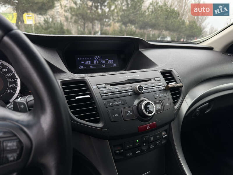 Седан Honda Accord 2011 в Одесі