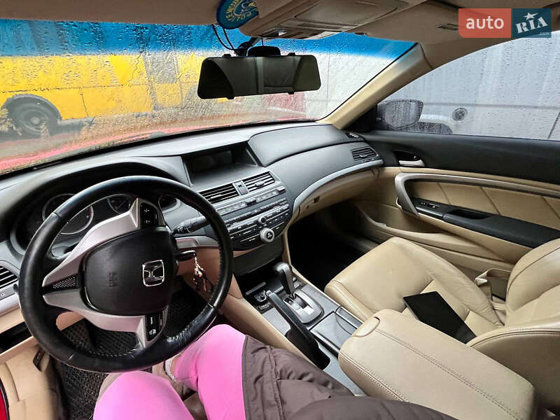 Купе Honda Accord 2008 в Києві