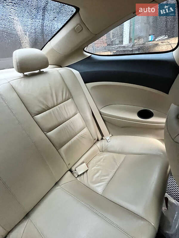 Купе Honda Accord 2008 в Києві