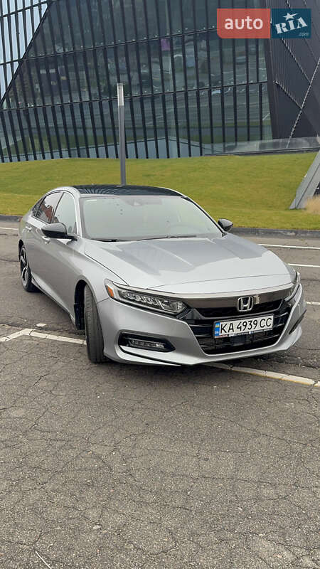 Седан Honda Accord 2019 в Киеве фото Седан Honda Accord 2019 в Киеве