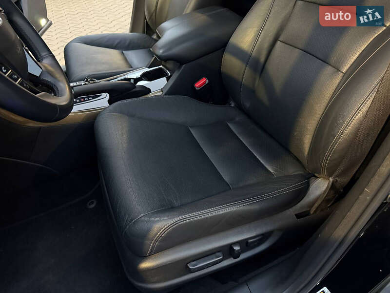 Седан Honda Accord 2017 в Києві фото 10 Седан Honda Accord 2017 в Києві