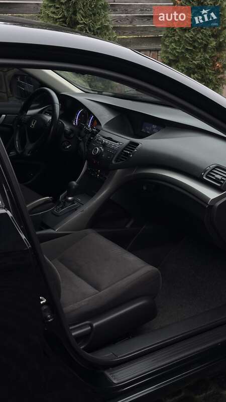 Седан Honda Accord 2008 в Ровно