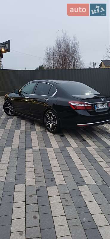 Седан Honda Accord 2017 в Львове
