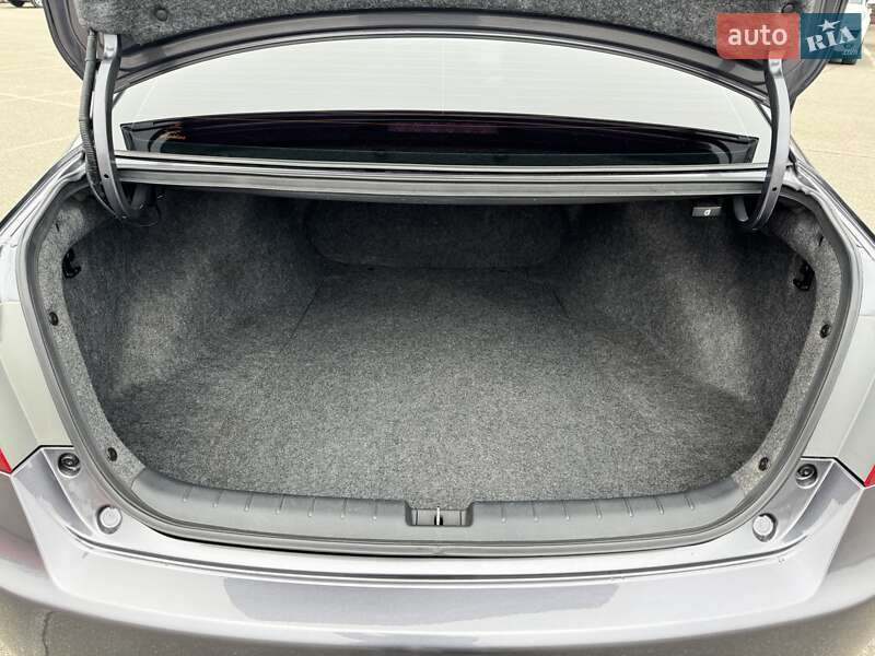 Седан Honda Accord 2015 в Киеве фото 6 Седан Honda Accord 2015 в Киеве