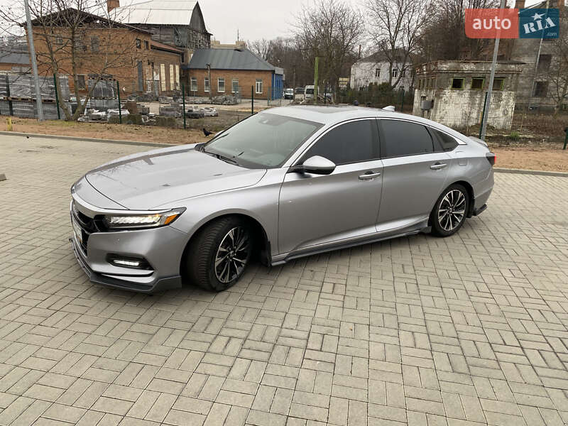Седан Honda Accord 2017 в Житомире