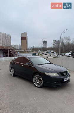 Седан Honda Accord 2004 в Киеве